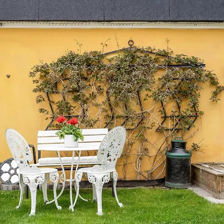 Stunning Home In Hornbaek With Wifi Feriehus Hornbæk